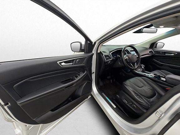 Ford Edge 11 of 30