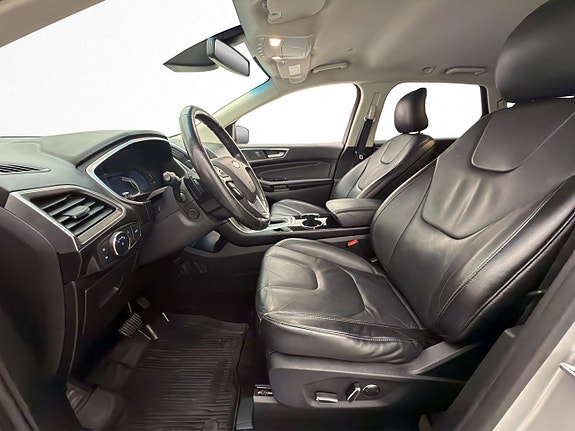 Ford Edge 12 of 30