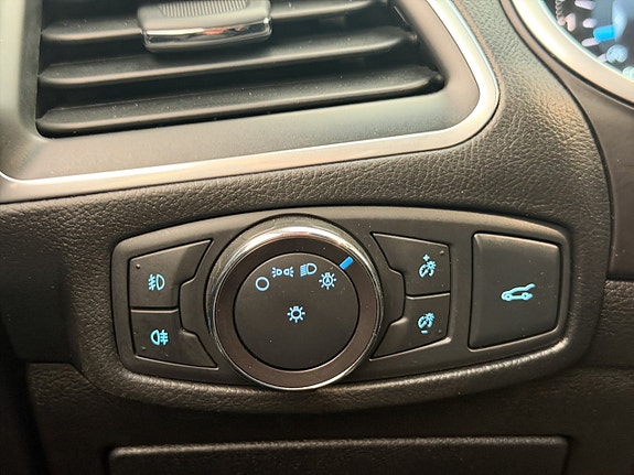 Ford Edge 17 of 30