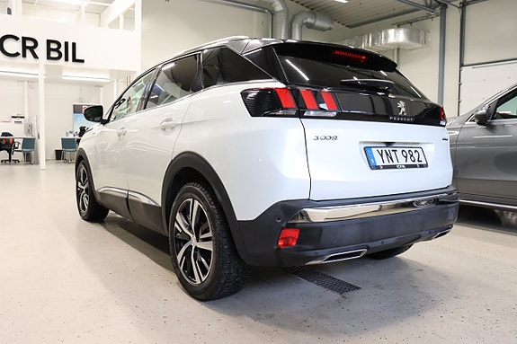 Peugeot 3008 4 of 5