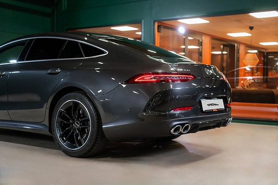 Mercedes-Benz AMG GT 43 4 of 5