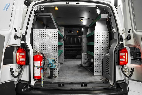 Volkswagen Transporter 14 of 30