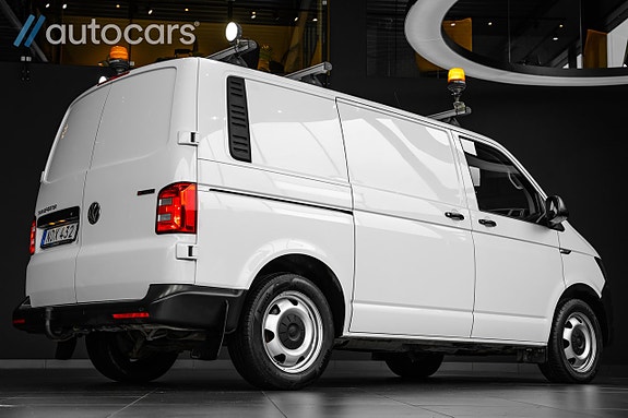 Volkswagen Transporter 4 of 5