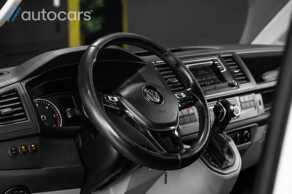 Volkswagen Transporter 23 of 30