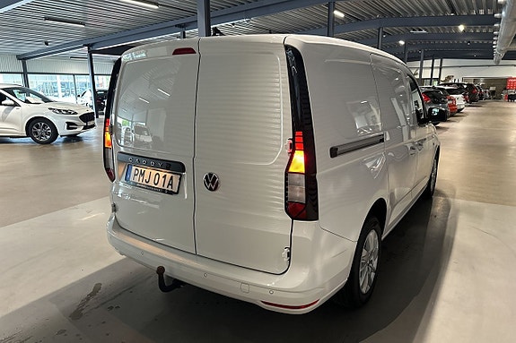 Volkswagen Caddy Maxi 4 of 5