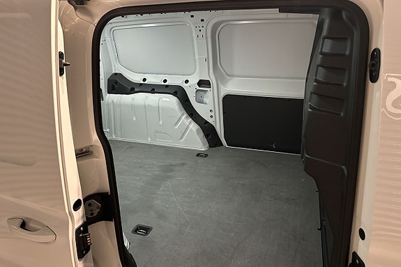 Volkswagen Caddy Maxi 16 of 17