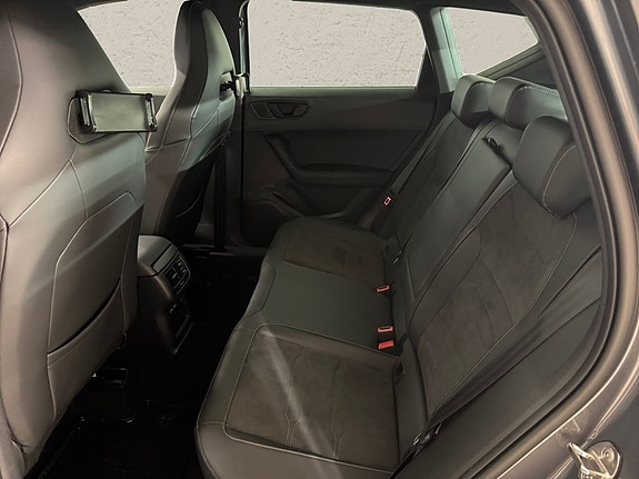 Cupra Ateca 4 of 5