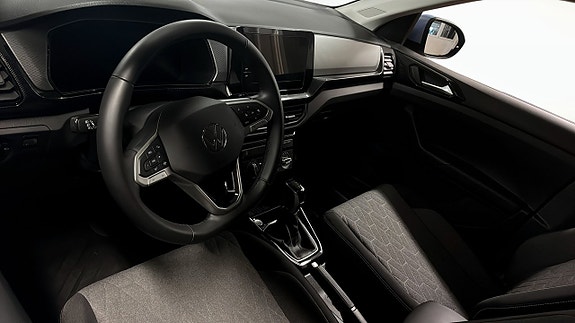 Volkswagen T-Cross 7 of 13