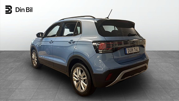 Volkswagen T-Cross 3 of 13