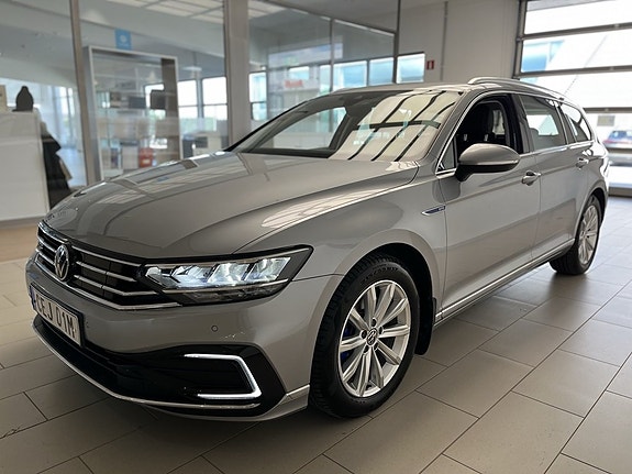 Volkswagen Passat 5 of 5