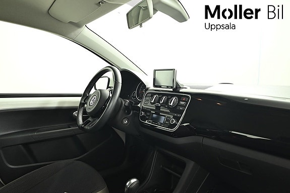 Volkswagen UP! 10 of 10