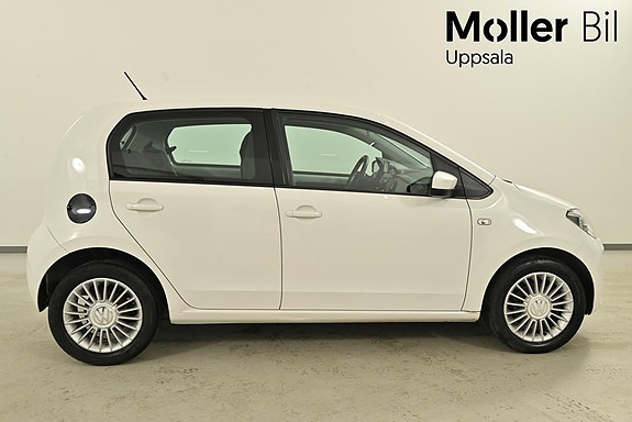 Volkswagen UP! 2 of 5