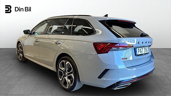 Skoda Octavia 3 of 5
