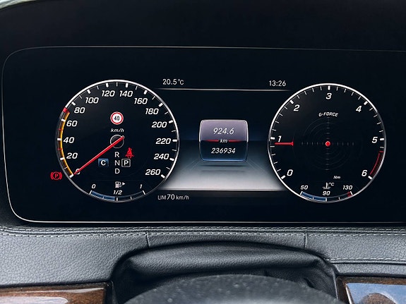 Mercedes-Benz S350 d 17 of 26