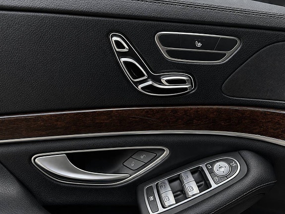 Mercedes-Benz S350 d 24 of 26