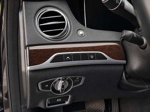 Mercedes-Benz S350 d 22 of 26