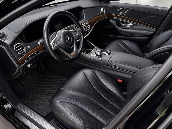 Mercedes-Benz S350 d 18 of 26