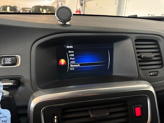 Volvo S60 21 of 24