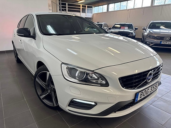 Volvo S60 5 of 5