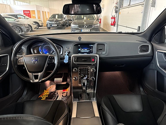 Volvo S60 9 of 24