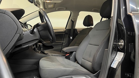 Volkswagen Golf-Serie 11 of 12