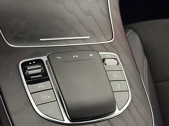 Mercedes-Benz E300 de 30 of 30
