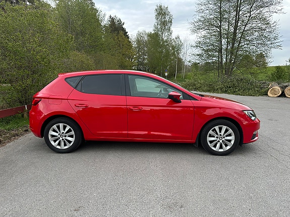 Seat Leon 2 of 5