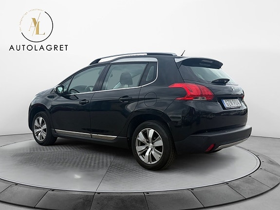 Peugeot 2008 4 of 5
