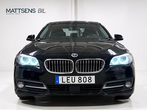 BMW 520d 2 of 5