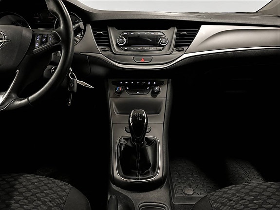 Opel Astra 14 of 22