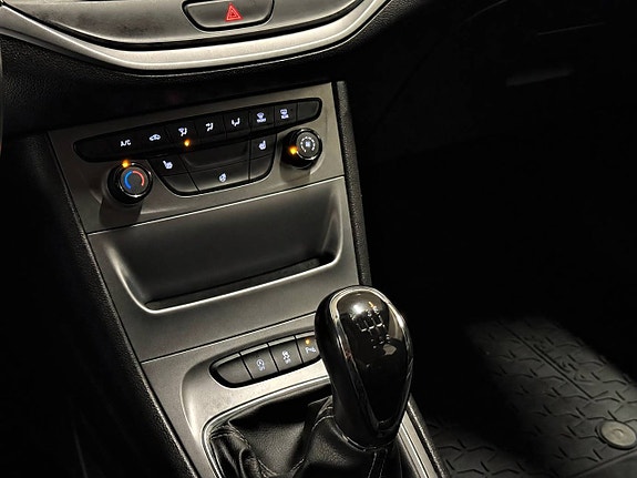Opel Astra 15 of 22