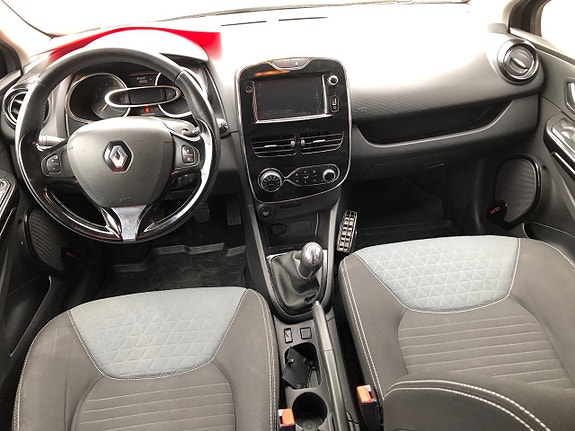 Renault Clio 6 of 7
