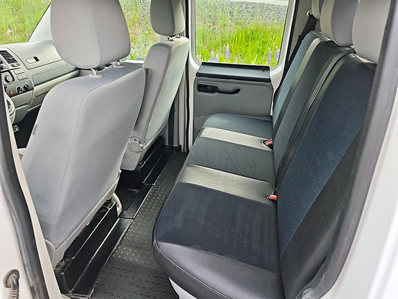 Volkswagen Transporter 8 of 15