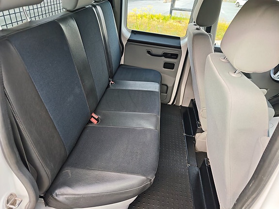 Volkswagen Transporter 10 of 15