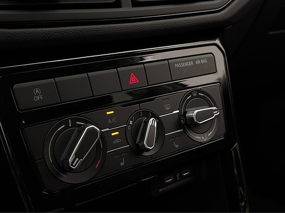Volkswagen T-Cross 18 of 28