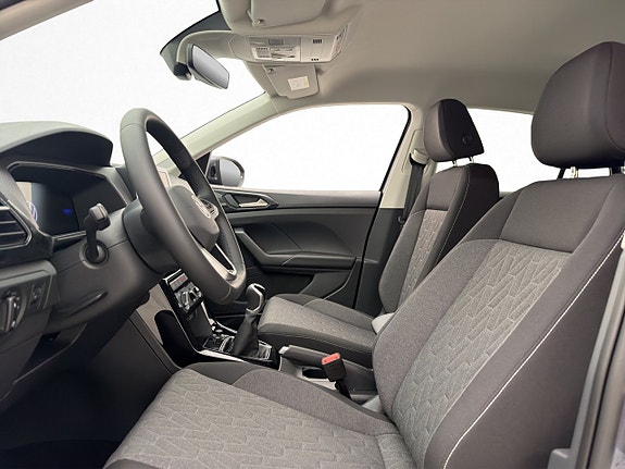 Volkswagen T-Cross 14 of 28