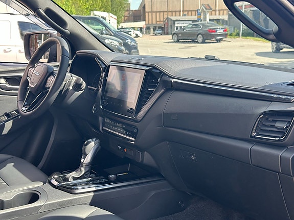 Isuzu D-max 17 of 19