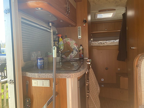 Hymer 3 of 5