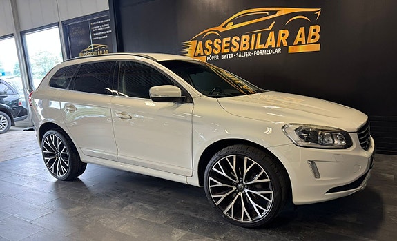 Volvo XC60 14 of 24