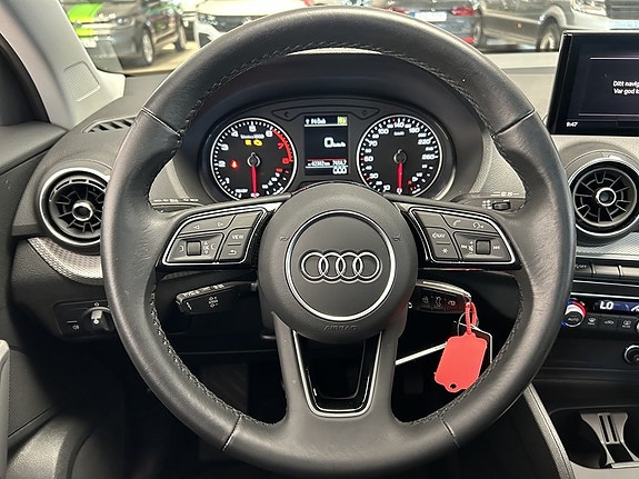 Audi Q2 11 of 16