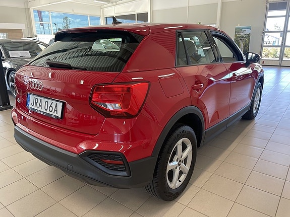 Audi Q2 7 of 21