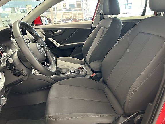 Audi Q2 8 of 16