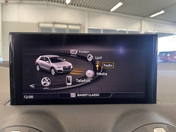 Audi Q2 19 of 21