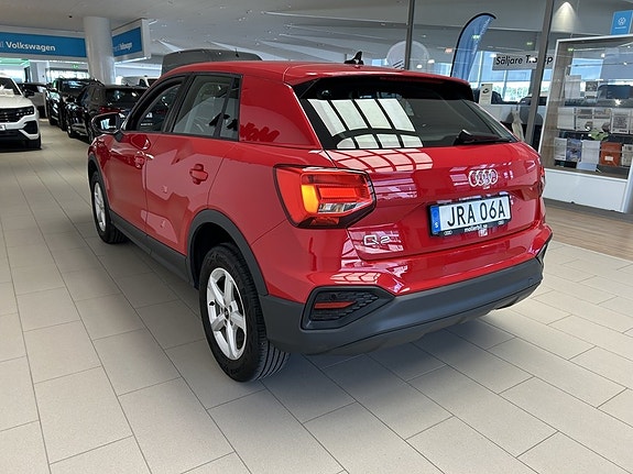 Audi Q2 6 of 16