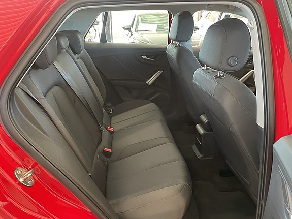 Audi Q2 11 of 21