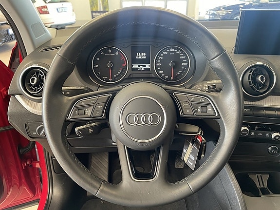 Audi Q2 14 of 21