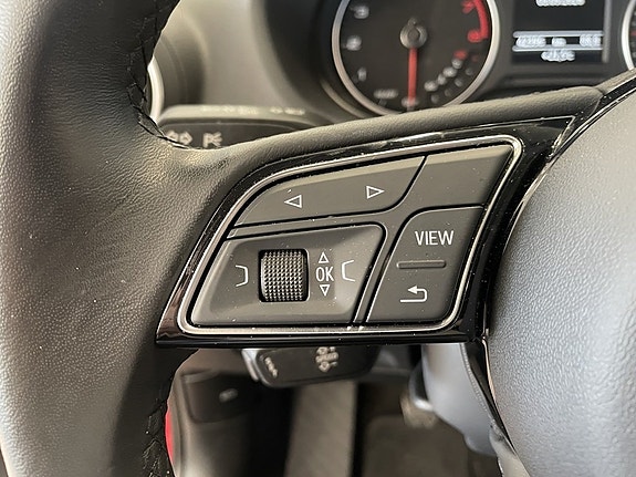 Audi Q2 15 of 21