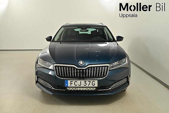 Skoda Superb 4 of 5