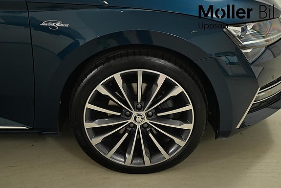 Skoda Superb 3 of 5
