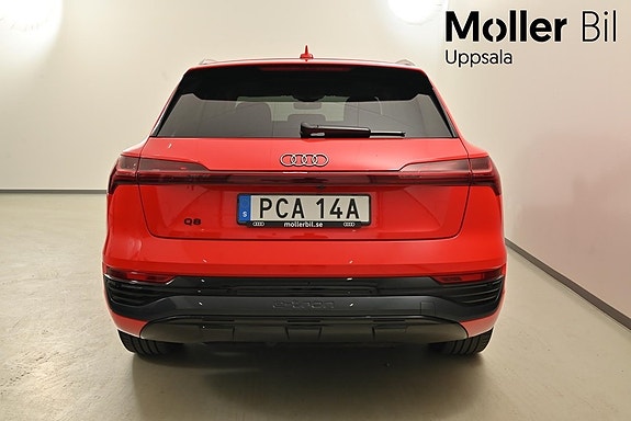 Audi Q8 e-tron 9 of 12
